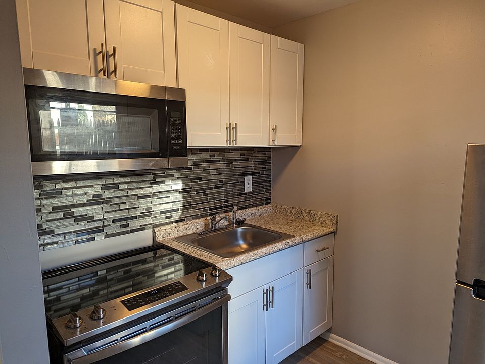 1st image of 257 Essex St #5