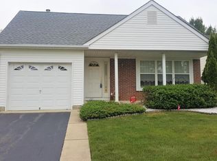 231 Prince Charles Ct, Toms River, NJ 08757