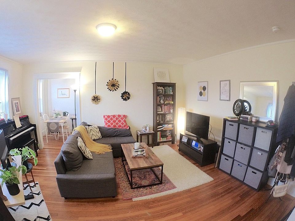 1st image of 1620 Commonwealth Ave #15