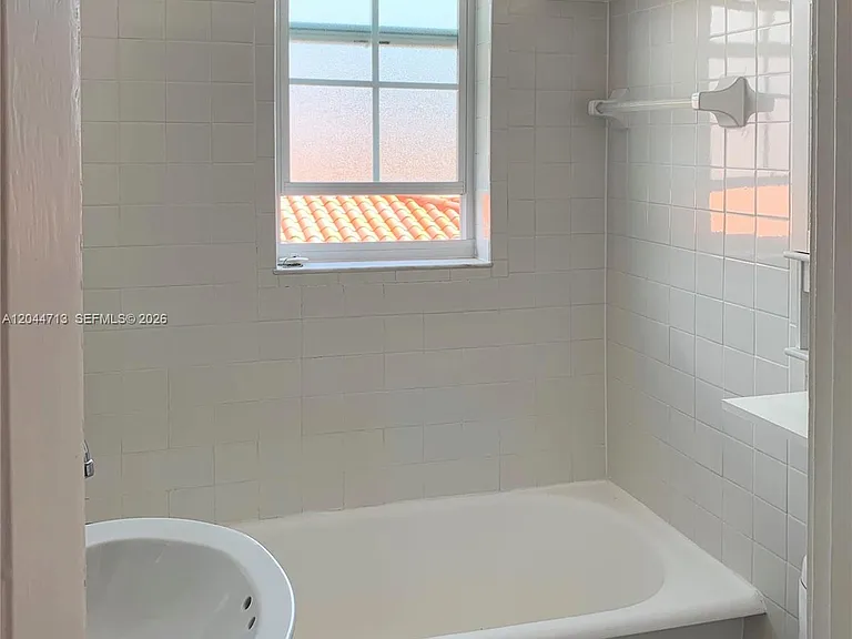 4349 Sheridan Ave #8 — Photo 16