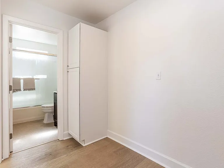380 Christina Way — Photo 44