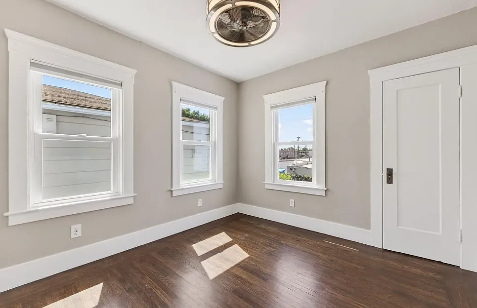 2 bed, 864 sqft, $1,200 — Photo 3