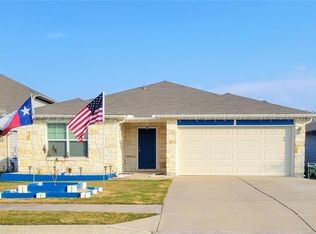 121 Lavaca Loop, Hutto, TX 78634