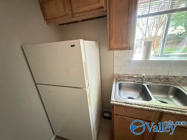 2713 Clayton Dr NW #B — Photo 11
