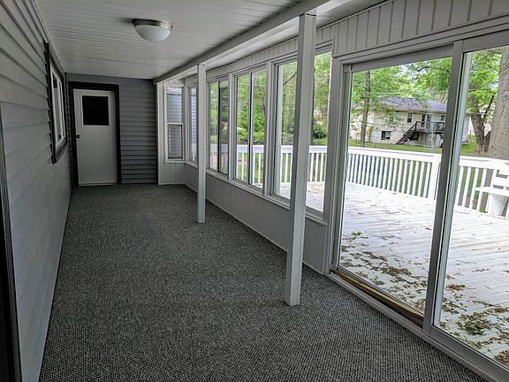 5th image of 3553 Evergreen Ave