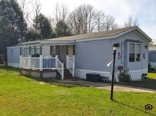 193 Amber Ln, Somerset, PA 15501