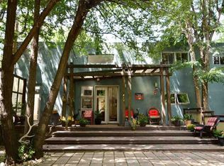 418 Burch St, Taos, NM 87571