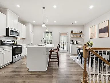 5th image of 2409 Autumn Olive Ln
