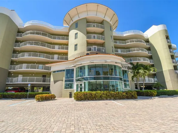 11605 Gulf Blvd #208, Treasure Island, FL 33706