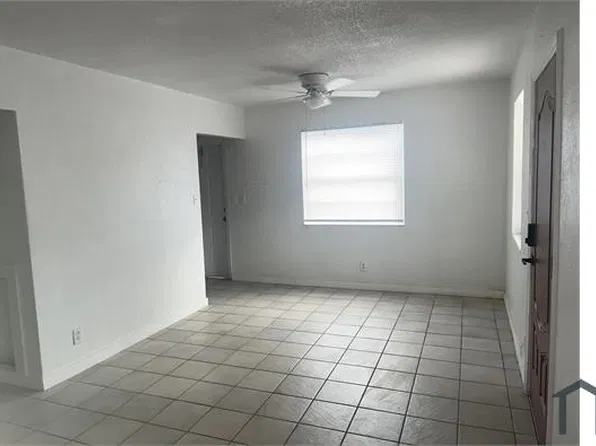 660 SW 7th St, Pompano Beach, FL 33060