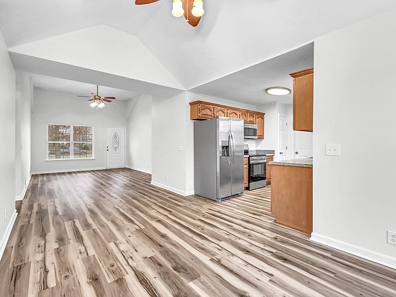 2nd image of 327 Harris Rd