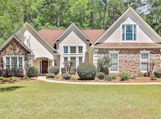 135 Nix Ct, Fayetteville, GA 30214