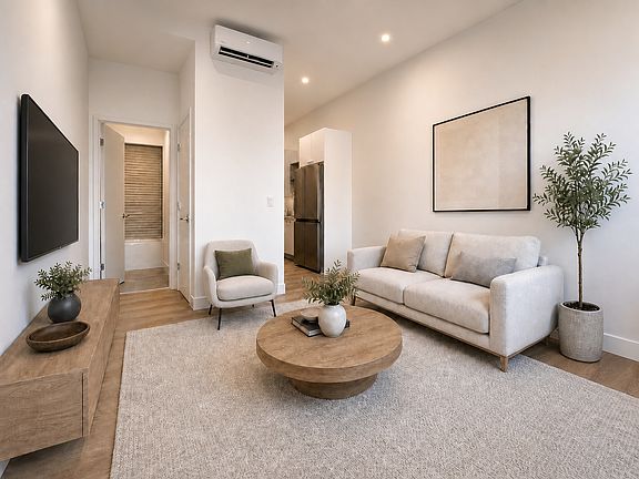 2nd image of 1503 Brandywine St #404