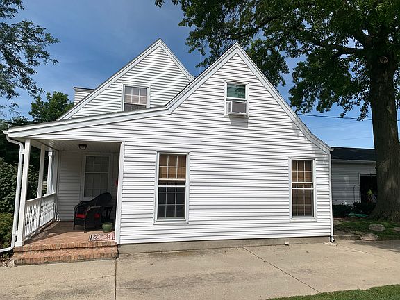 3rd image of 640 N Ringold St