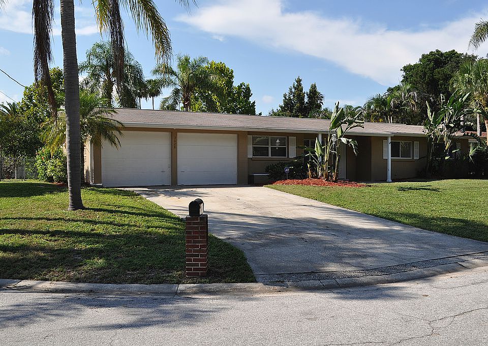 1st image of 3628 Mineola Dr