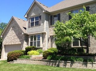 3802 King Richard Ct, St Charles, IL