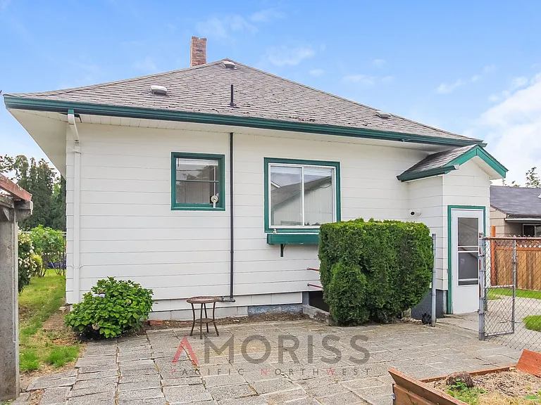 3611 E Howe St — Photo 14