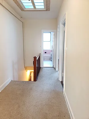 Rented by Astoria Realty | media 7