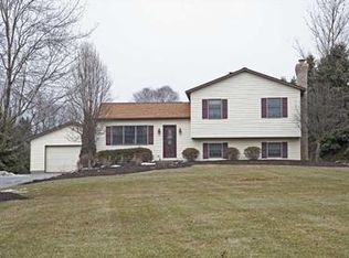 4328 Glen Eden Rd, Cranberry Twp, PA 16066