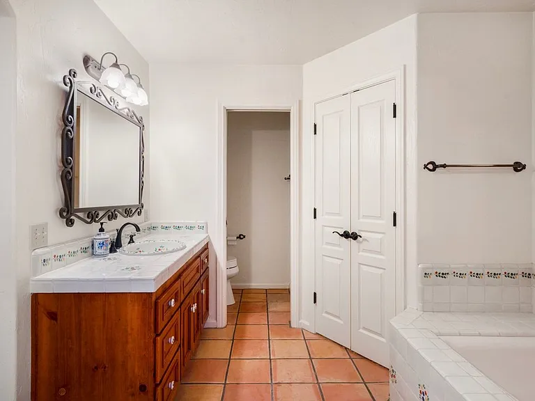 2245 Jonata St — Photo 3