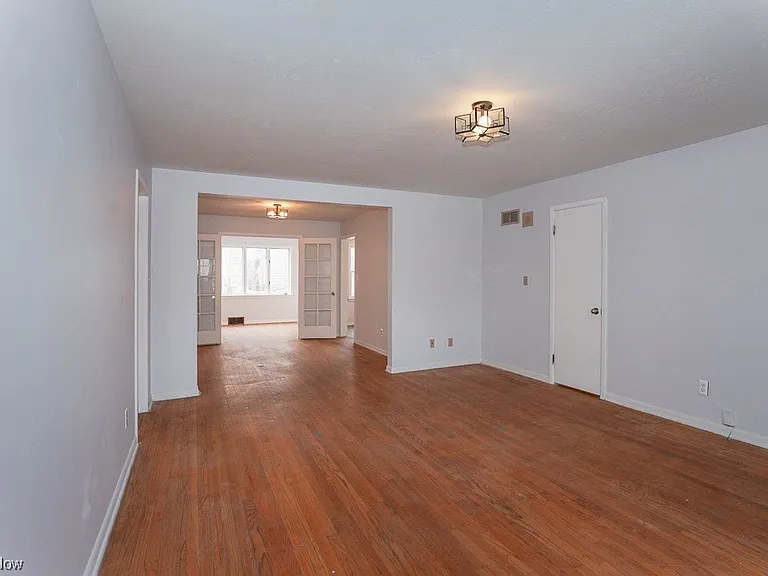 3740 Washington Blvd #1 — Photo 2