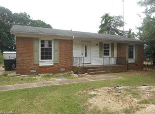4207 Galway Dr, Greensboro, NC 27406