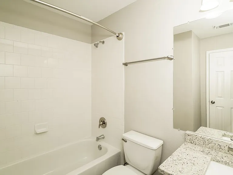 15810 Brisbane Dr — Photo 14
