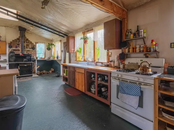 41 Cardinal Way, Albion, ME 04910