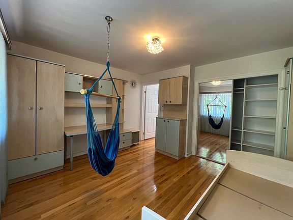 5th image of 43 Woodcutters Ln Floor 1