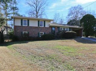 2553 Shetland Dr, Decatur, GA 30033