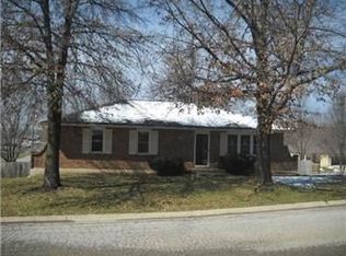 205 Chappell Dr, Pleasant Hill, MO 64080