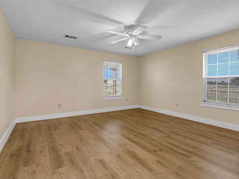 7581 County Road 333 — Photo 18