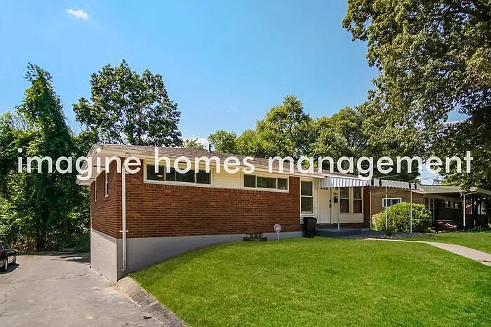 566 Firethorne Dr — Photo 13