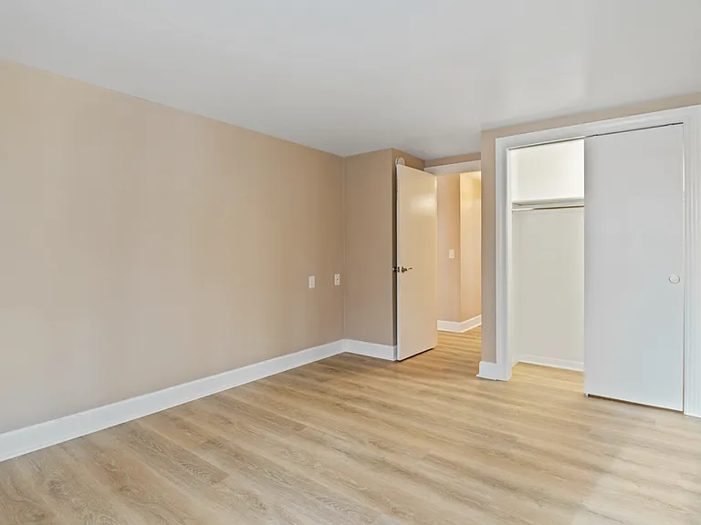 Stonewood Apartments — Photo 30