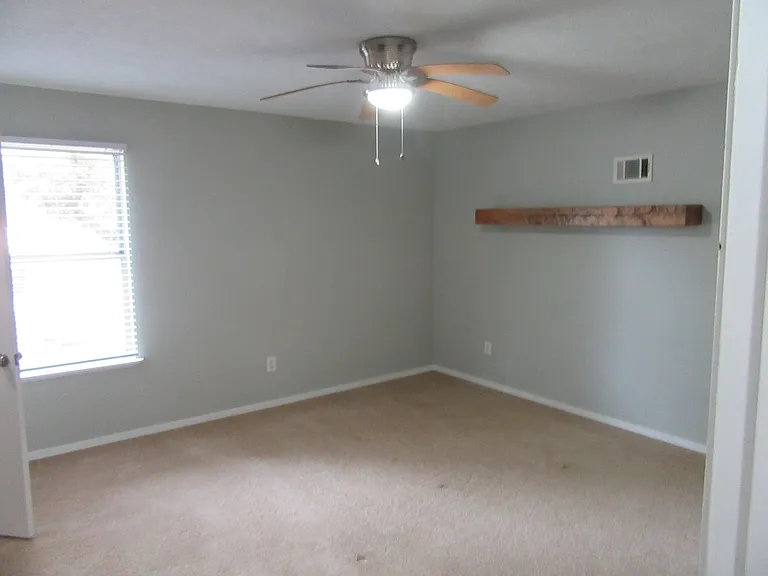 1113 Arthur Ave — Photo 23
