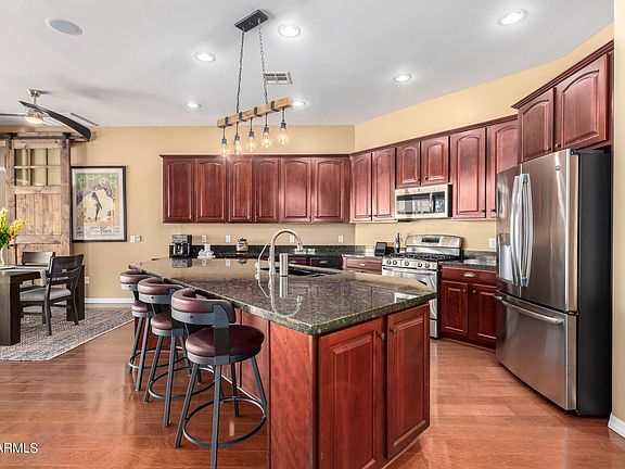 5th image of 410 E Canyon Way