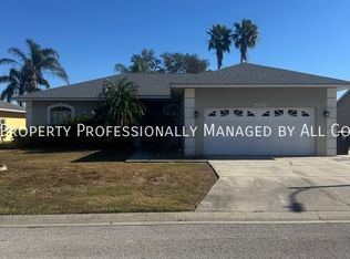 7745 Ashford Dr, Lakeland, FL 33810