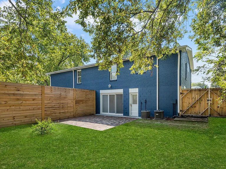 2112A Sanborn Dr — Photo 31