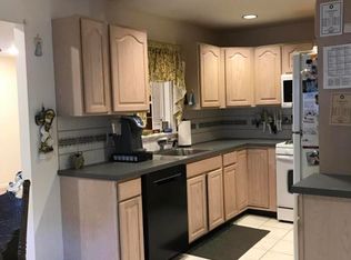 273 Union Hill Rd, Manalapan, NJ 07726