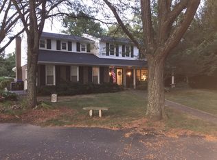 525 Leawood Dr, Frankfort, KY 40601