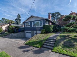 6112 SE Center St, Portland, OR 97206