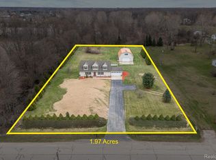 18111 Elwell Rd, Belleville, MI 48111