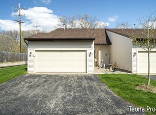 3410 Stonehollow Ln SW #64, Wyoming, MI 49519