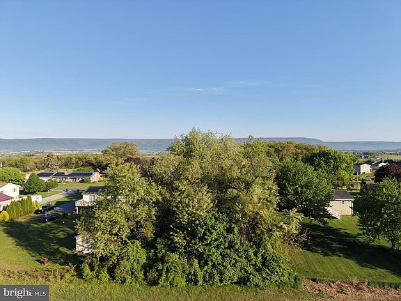 5th image of 046/- Acres Ave #1290