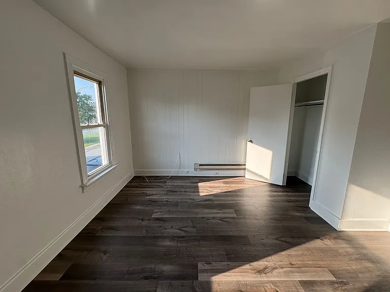 638 N Franklin St — Photo 19