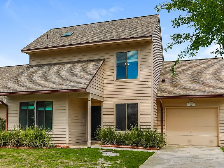 4137 Rollingwood Ct — Photo 4