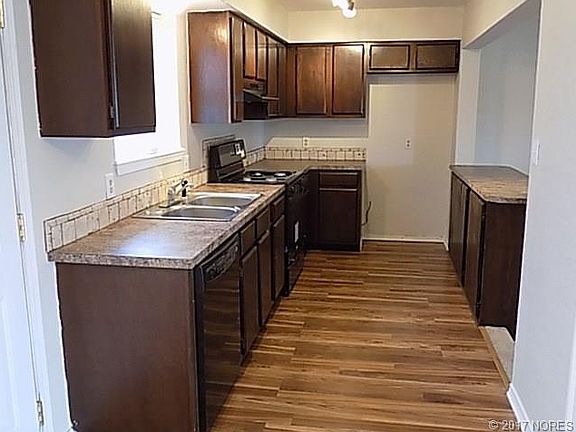 2nd image of 107 Wade Dr
