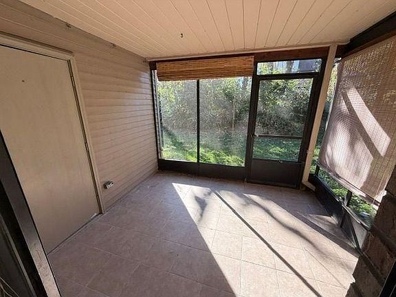 Screened Porch