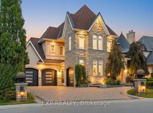 22 Longthorpe Ct, Aurora, ON