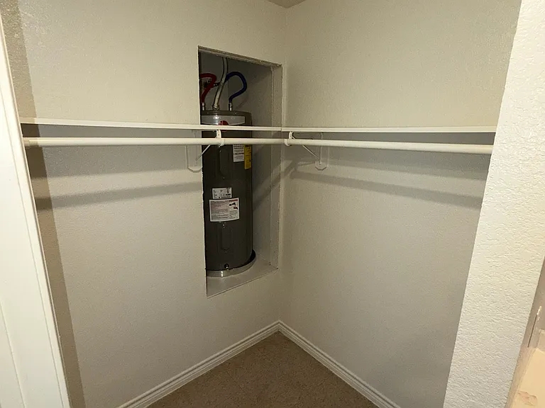 514 E Central Ave #B — Photo 7